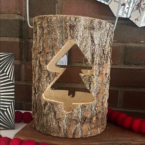 Stanley Natural Wood Tree Cutout Holder
